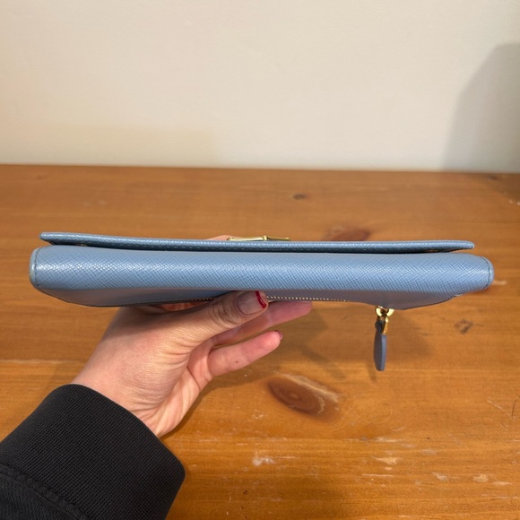 Prada blue saffiano leather large wallet - Picture 4 of 10